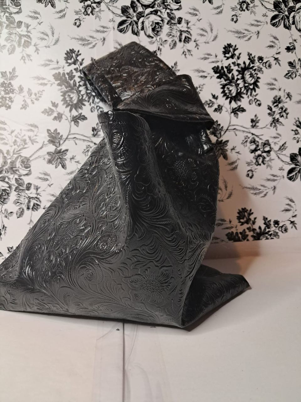 Gotham Knot bag