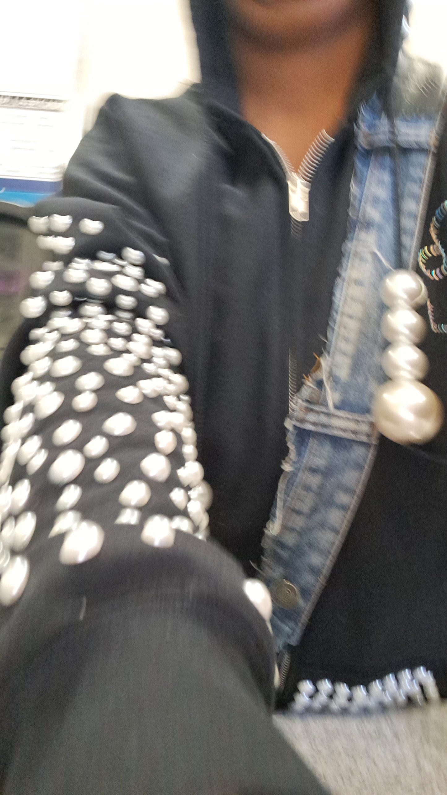 Leo pearl sweatshirt