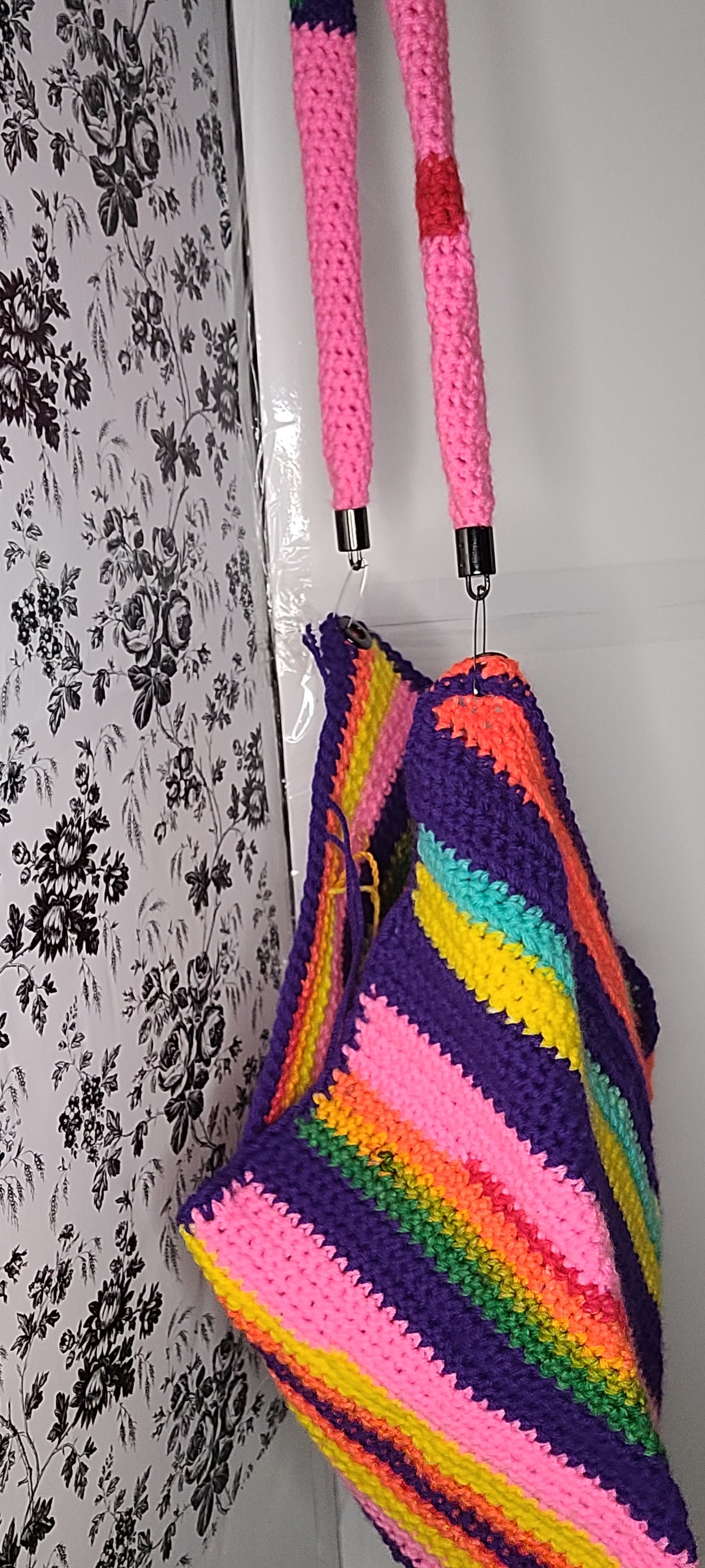 Multicolored crossbody crochet bag