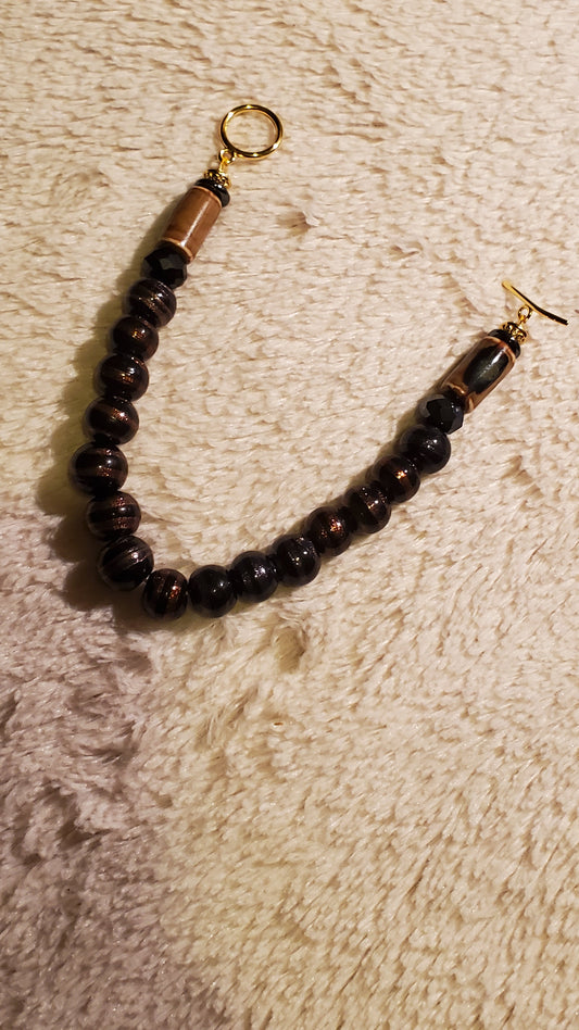 Gold sand bracelet